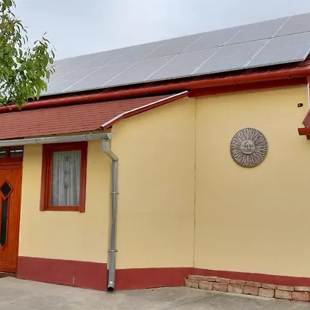 Kalandor Szallas Kozarmisleny