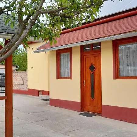 Quarto em Acomodações Particulares Kalandor Kozarmisleny