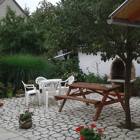 Kalandor Quarto em Acomodações Particulares Kozarmisleny