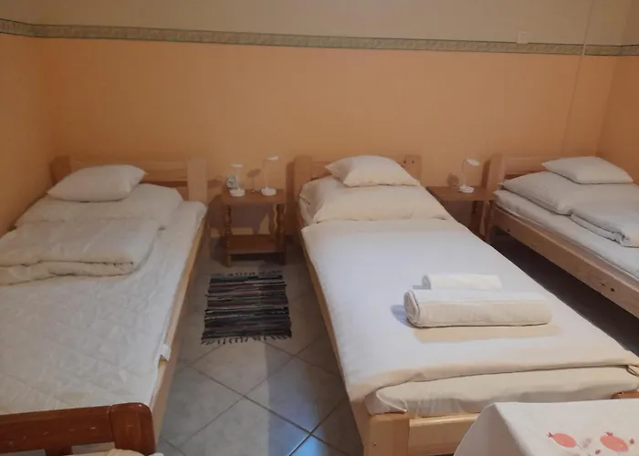 Quarto em Acomodações Particulares Kalandor Kozarmisleny